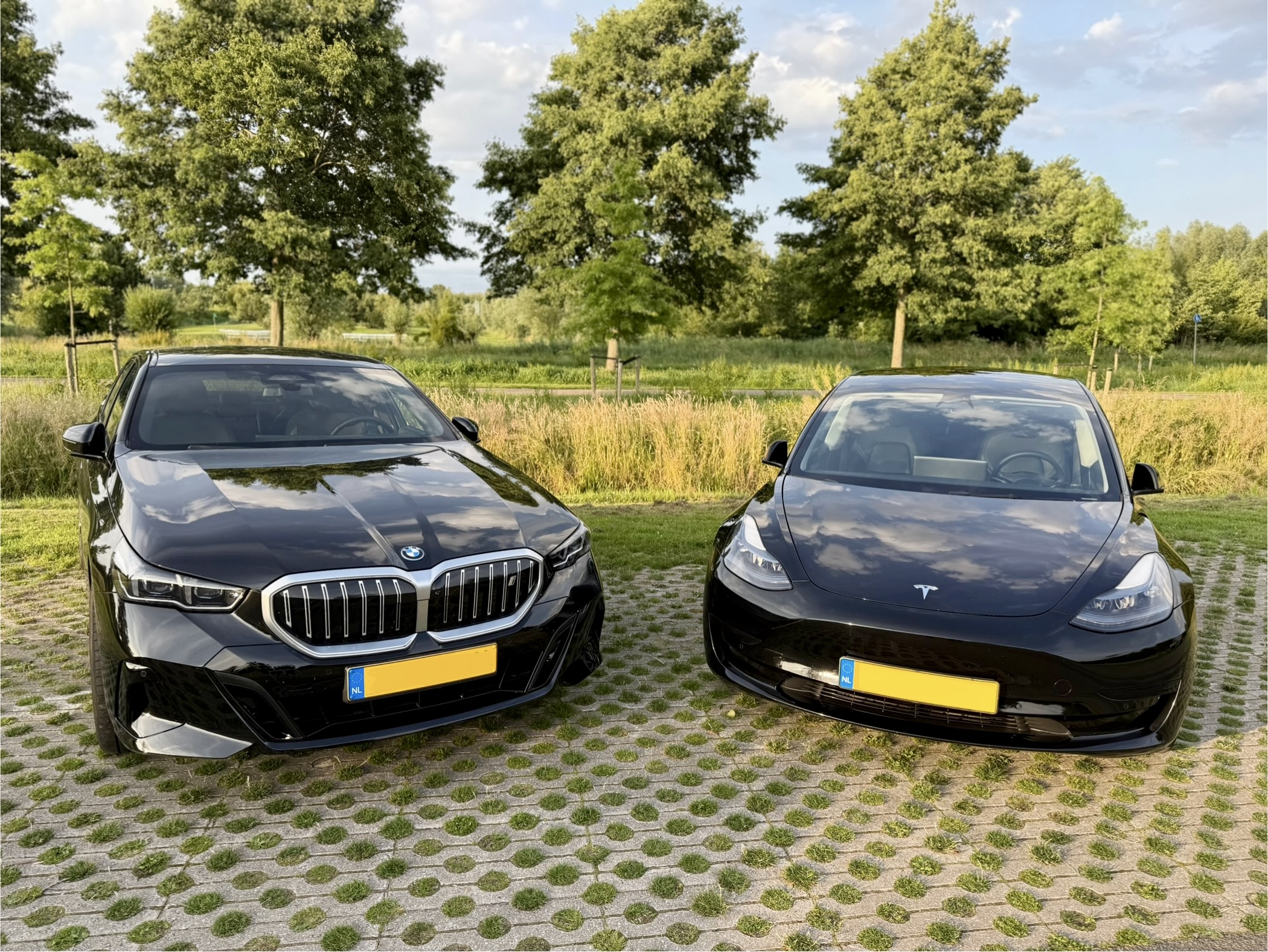 Luxe trouwauto
